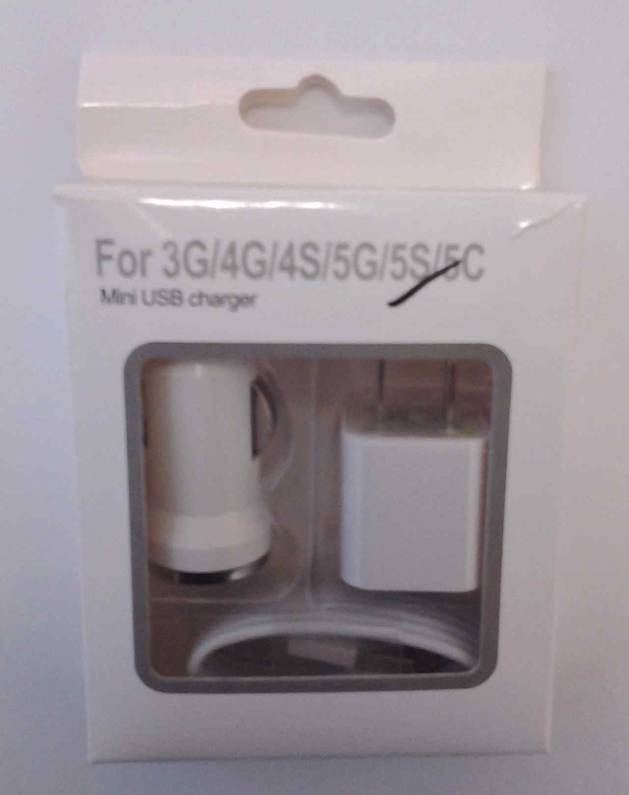 iPhone 4 USB 3 in 1 Charger White iPhone 4 USB 3 in 1 Charger White