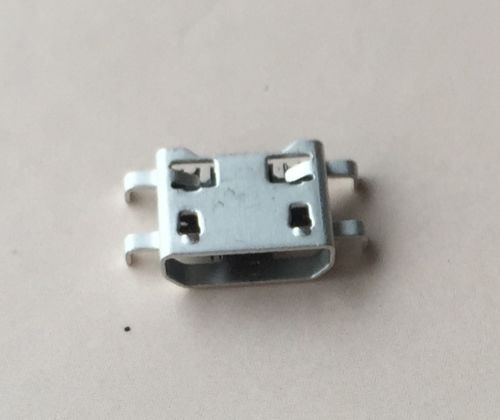 LG G4 charging port